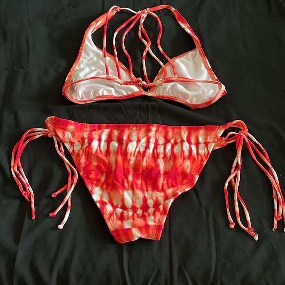 Arizona String Bikini - Picture 4 of 9